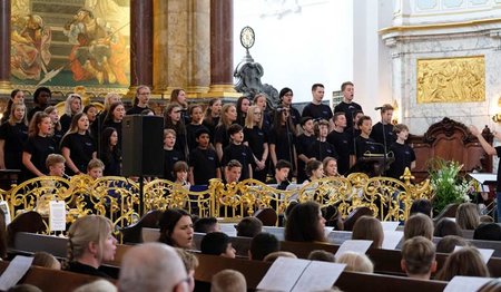 Schulchor der Wichernschule beim Schuljahrsabschluss