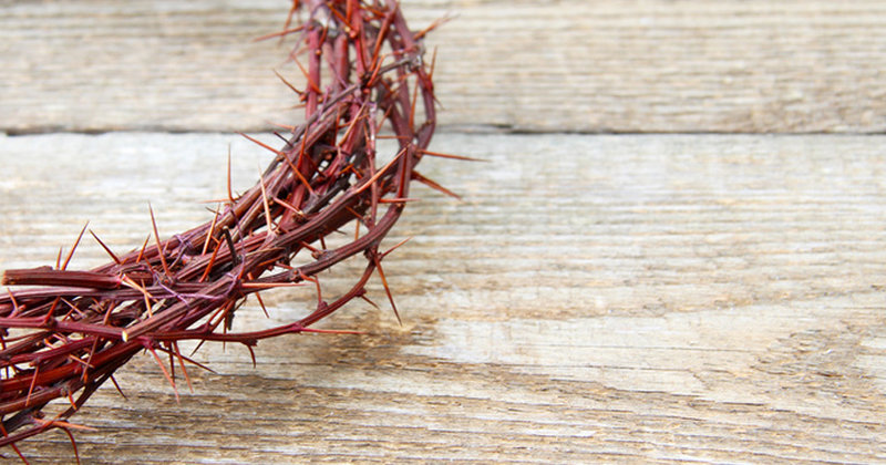 Die Dornenkrone symbolisiert das Leiden Jesu